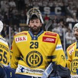 Sandro Aeschlimann va rester encore longtemps dans les Grisons KEYSTONE/ENNIO LEANZA